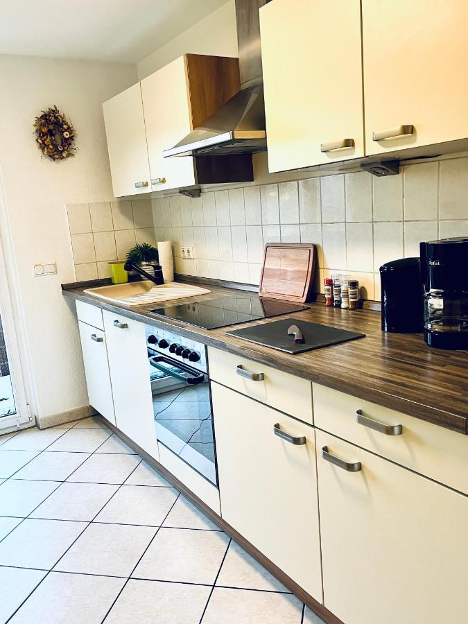 Modernes 3 Zimmer Apartment - Luise- Mit Wlan, Balkon Und Smart-Tv In City-Nahe! Erfurt Kültér fotó