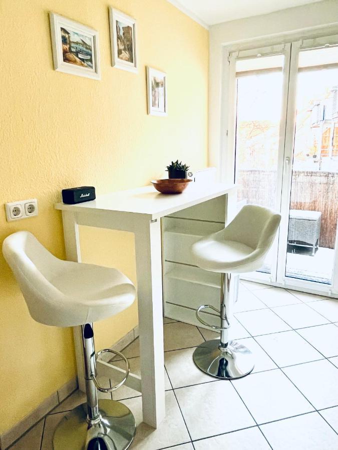 Modernes 3 Zimmer Apartment - Luise- Mit Wlan, Balkon Und Smart-Tv In City-Nahe! Erfurt Kültér fotó