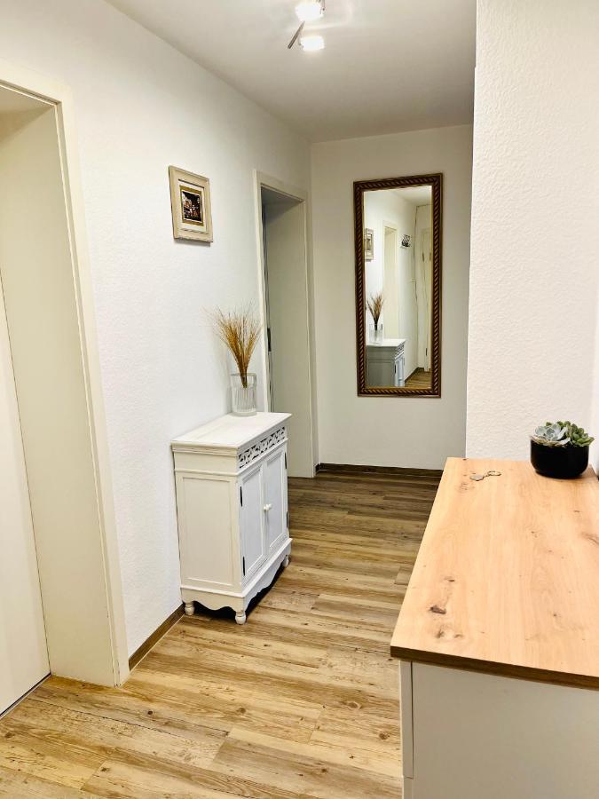 Modernes 3 Zimmer Apartment - Luise- Mit Wlan, Balkon Und Smart-Tv In City-Nahe! Erfurt Kültér fotó
