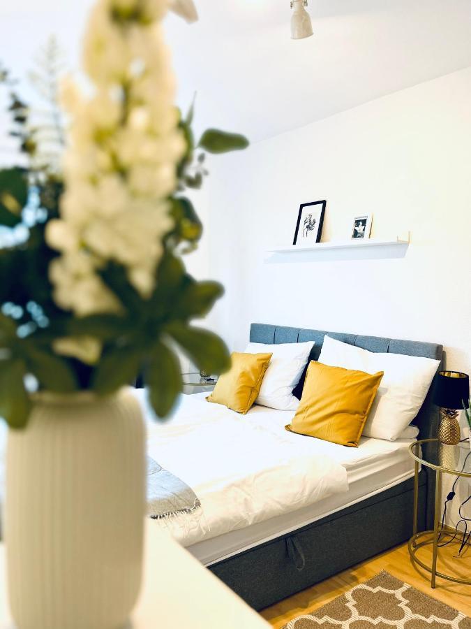 Modernes 3 Zimmer Apartment - Luise- Mit Wlan, Balkon Und Smart-Tv In City-Nahe! Erfurt Kültér fotó