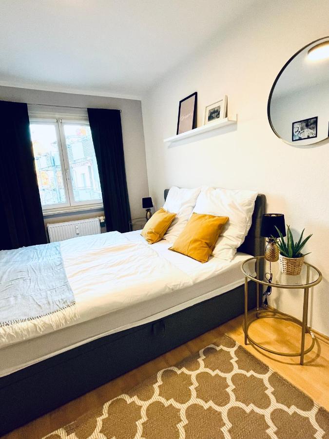 Modernes 3 Zimmer Apartment - Luise- Mit Wlan, Balkon Und Smart-Tv In City-Nahe! Erfurt Kültér fotó